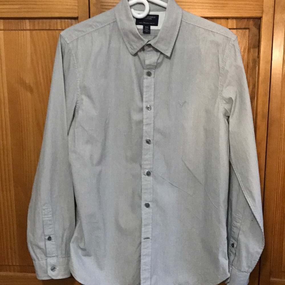 American Eagle, medium button up